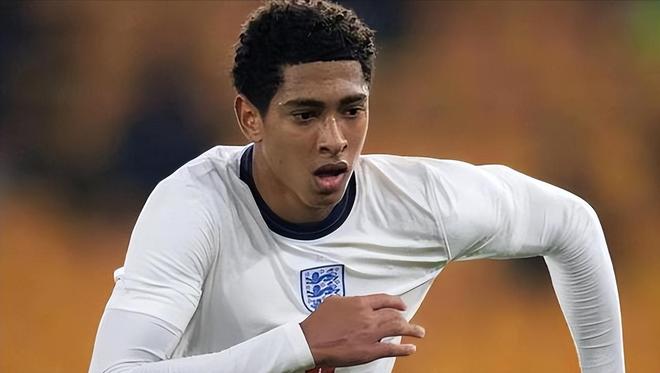 国资职工风采 ｜ 市国资系统乒羽比赛巡展（四）