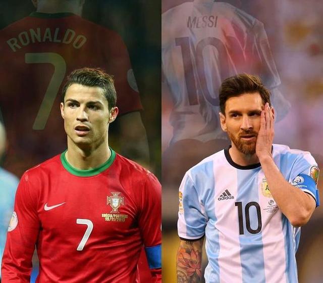 官方：孔蒂当选2025意足球盛典最佳教练，那不勒斯最佳俱乐部