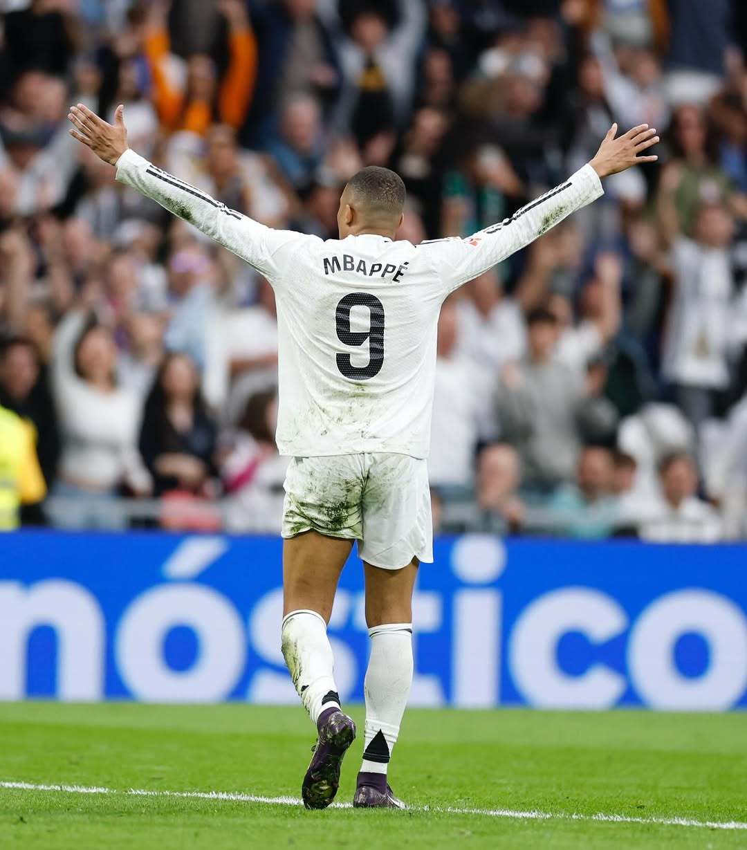 意甲奇妙世界：斯帕莱蒂与孔蒂的角色变换与霍伊伦德的惊艳表现