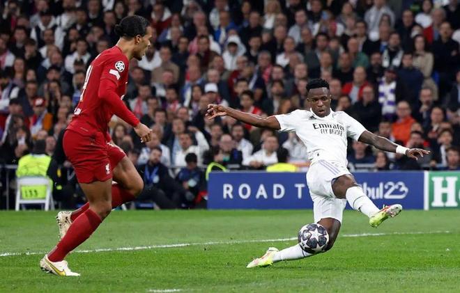 官方：西班牙籍埃尔南德斯执法亚特兰大vs切尔西的欧冠比赛